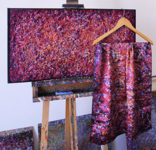 Art on Scarf - Lookbook - Vibrations of Carmine